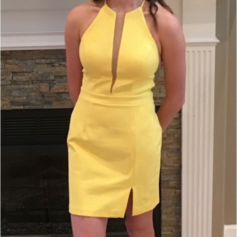 Sherri Hill Yellow Sleeveless Sheath Mini Dress